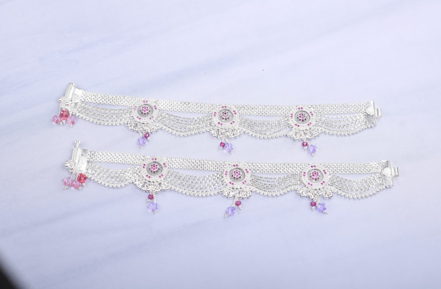 CFA Sets Silver Payal